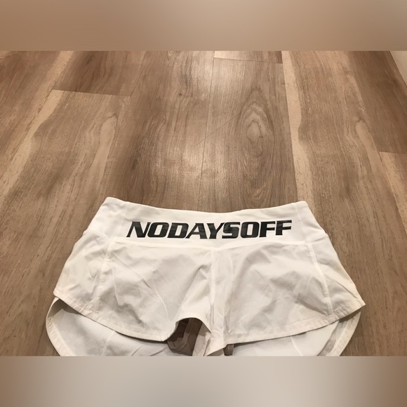 Lululemon Speed Up Short *read* - Picture 2 of 10